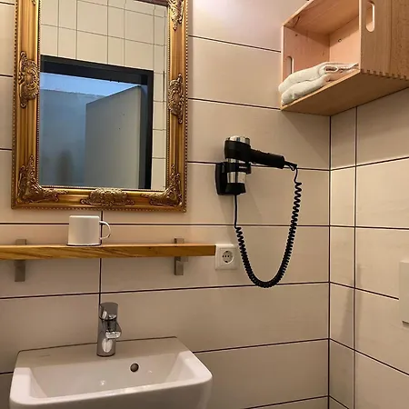 Koby Work&stay Souterrain Apartment, Wifi&komfort Appartement Herford